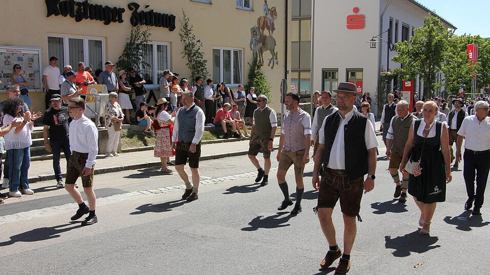 Das war der Bierzelteinzug am Pfingstsamstag in Bad K&ouml;tzting.