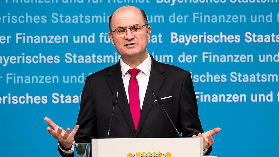Nach der Steuersch&auml;tzung warnt Finanzminister Albert F&uuml;racker: Geld f&uuml;r zus&auml;tzliche Ausgaben gibt es nicht.