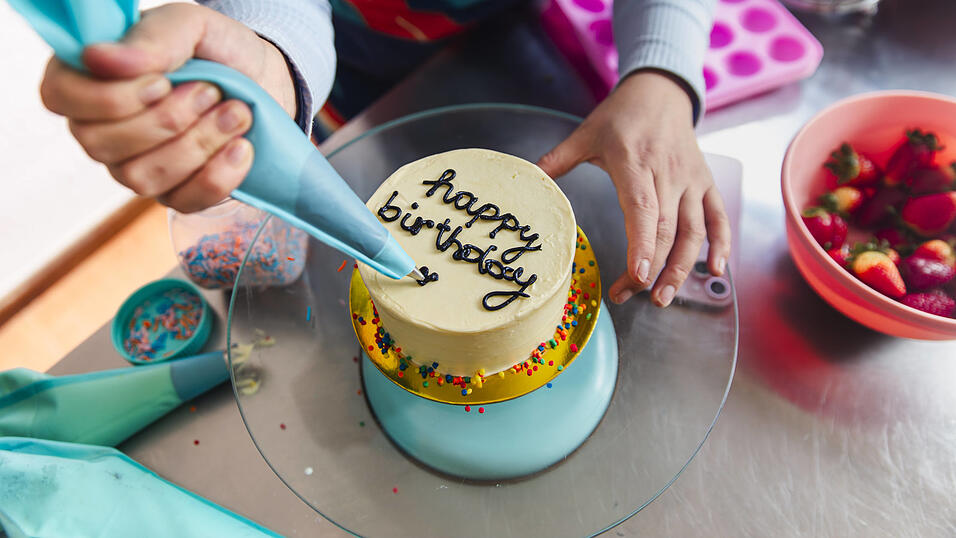 Die Torte wurde offensichtlich auf dem Tisch vergessen. (Symbolbild)