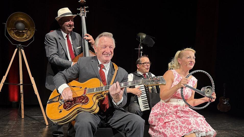Mit Vollgas in die 50-er-Jahre - mit Conny am Steuer Mit Vollgas in die 50-er-Jahre - mit Conny am Steuer