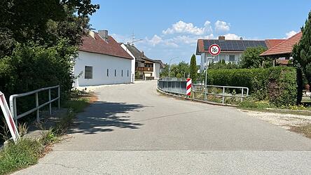 Die Verkehrslast der Hauptbr&uuml;cke in Untergessenbach wurde bereits auf 16 Tonnen beschr&auml;nkt.