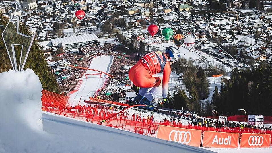 Marco Odermatt muss weiter auf seinen ersten Abfahrtstriumph auf der Streif warten.