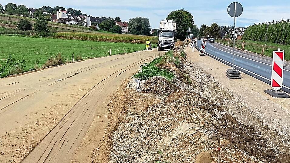 Straßensanierung bei Marzill.