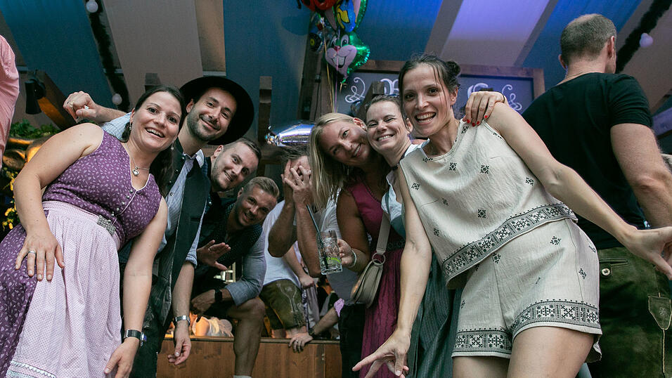 Die Partybilder vom Donnerstag, 14. August, aus dem Festzelt Wenisch. Die Partybilder vom Donnerstag, 14. August, aus dem Festzelt Wenisch.