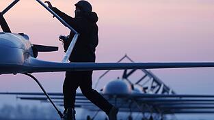 Die Ukraine nimmt mit ihren Drohnenangriffen auch Anlagen der russischen Ölindustrie ins Visier. (Archivbild)