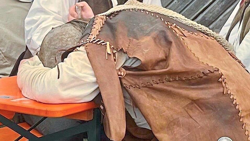 Rien ne va plus - nichts geht mehr: Irgendwann fordert der K&ouml;rper seinen Tribut. Nur gut, dass es heuer nach dem Festzug keine Festspielvorstellung gab.