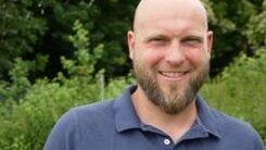 Georg Mayerhofer stellt nach und nach auf biologische Landwirtschaft um. Georg Mayerhofer stellt nach und nach auf biologische Landwirtschaft um.