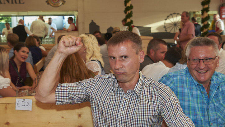 Die Partybilder vom Sonntag, 14. August 2022, aus dem Festzelt Lechner.