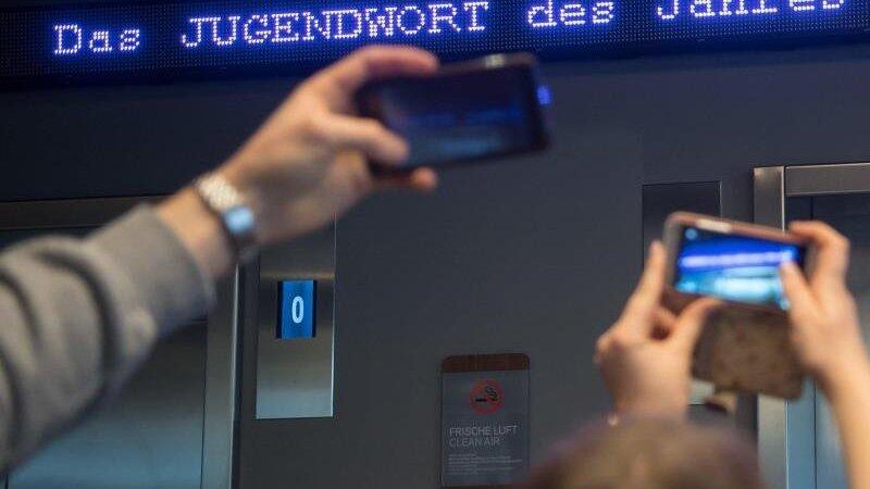 Das 'Jugendwort des Jahres' wird traditionell vom Pons-Verlag ausgew&auml;hlt. (Symbolbild)