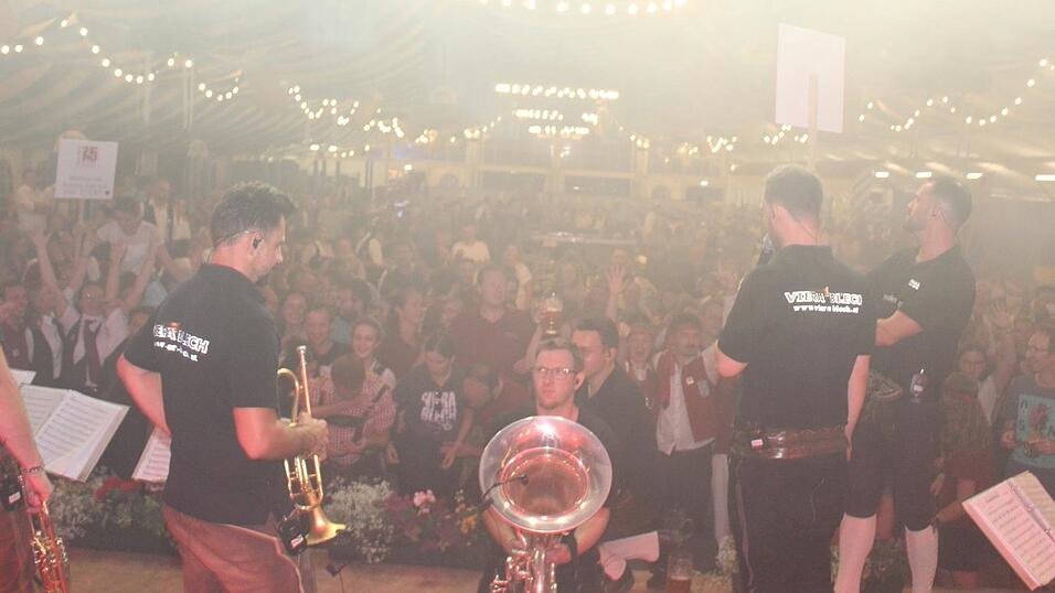 Die Bilder vom Festwochenende der Landshuter Stadtkapelle.