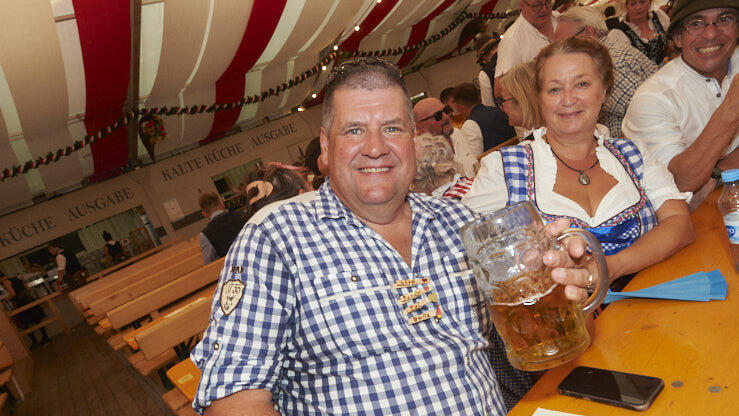 Die Partybilder vom Freitag, 15. August, aus dem Festzelt Lechner. Die Partybilder vom Freitag, 15. August, aus dem Festzelt Lechner.