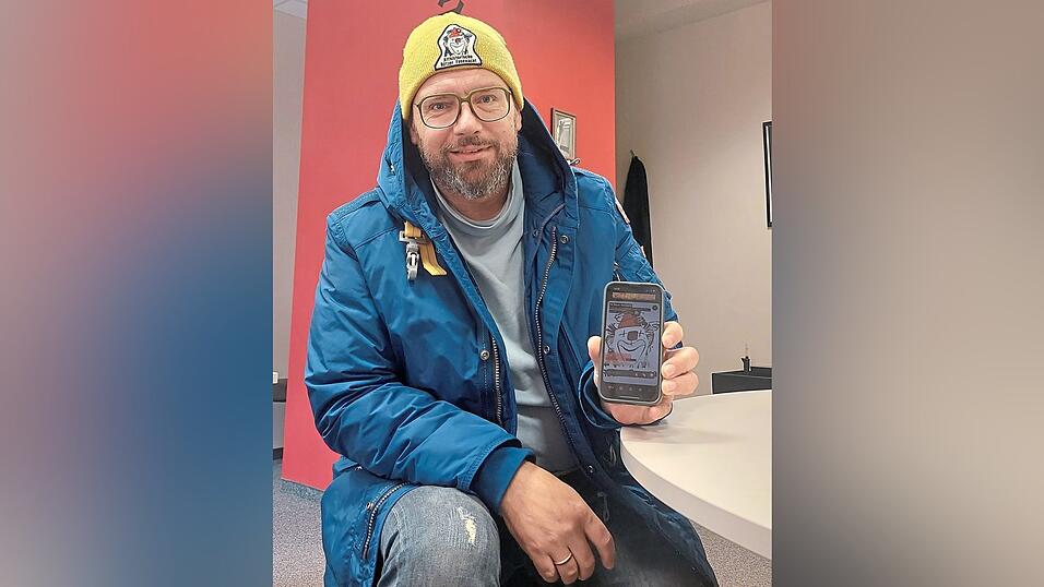 Faschingspr&auml;sident Frank Gazinski hat mithilfe von KI eine Hymne auf die R&ouml;tzer Fasenacht komponieren lassen. Zu h&ouml;ren ist der Song auf Facebook, Instaggram, Soundcloud und Youtube.