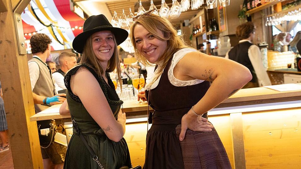 Die Partybilder vom Freitag, 7. August, aus dem Festzelt Krönner. Die Partybilder vom Freitag, 7. August, aus dem Festzelt Krönner.
