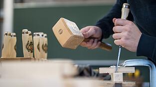 Das bayerische Handwerk findet wieder mehr Auszubildende. (Symbolbild)