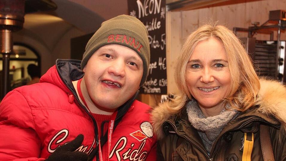 In Landshut lockten am Wochenende der Kunsthandwerkermarkt und die H&uuml;ttengaudi zahlreiche Besucher an.