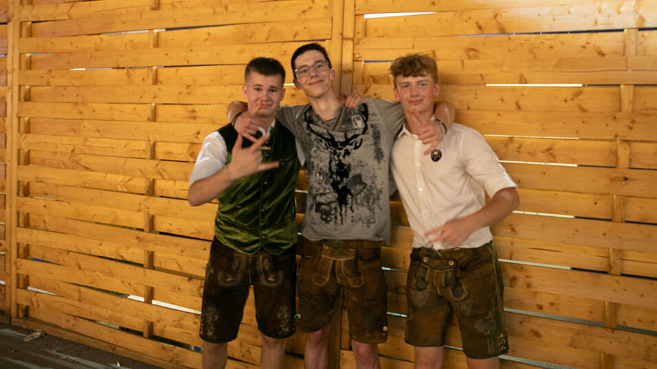 Die Partybilder vom Donnerstag, 14. August, aus dem Festzelt Reisinger. Die Partybilder vom Donnerstag, 14. August, aus dem Festzelt Reisinger.