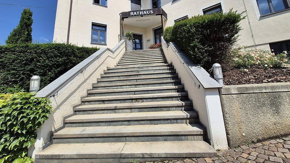 Wer nach der Kommunalwahl ins Bürgermeisterbüro in Rottenburg einzieht, bleibt eine spannende Frage.