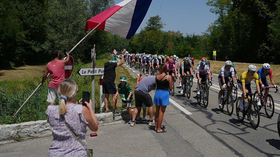 Die Radprofis bei der 113. Tour de France. Die Radprofis bei der 113. Tour de France.