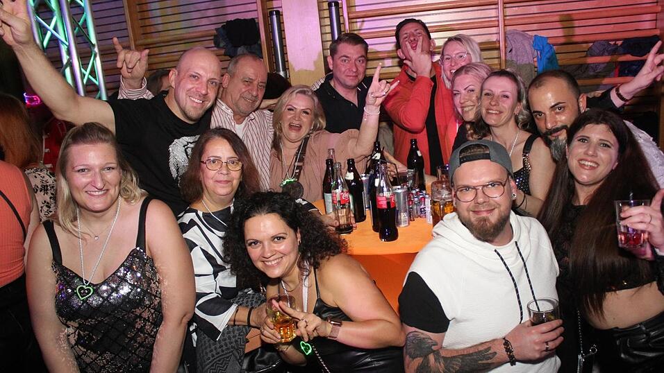 Auf der Eskara &Uuml;30-Party in Essenbach war wieder viel los.