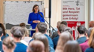 Ilse Aigner bei ihrem kurzen Redebeitrag. Ilse Aigner bei ihrem kurzen Redebeitrag.