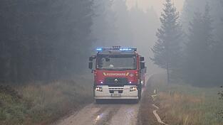 Der kräftezehrende Einsatz dauert an. Der kräftezehrende Einsatz dauert an.