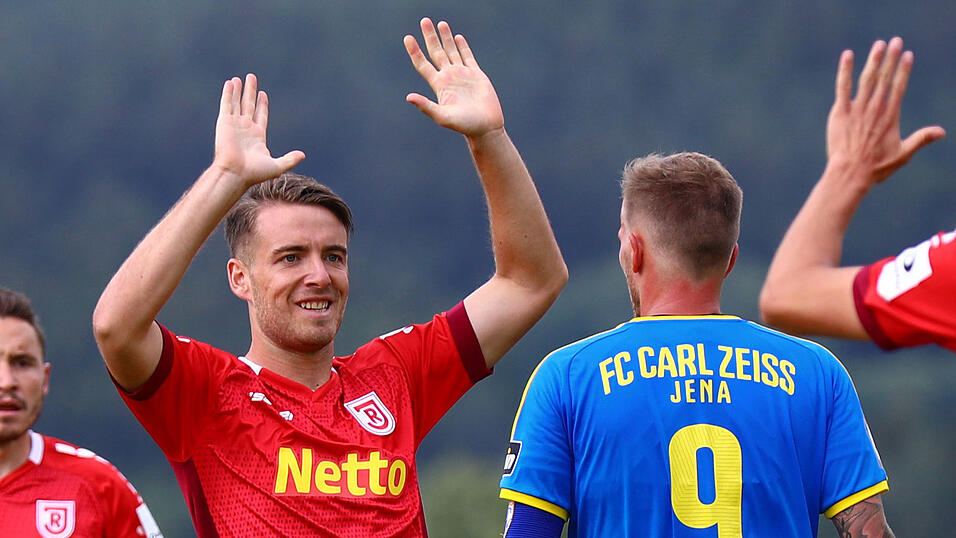 Will nach einer Saison in Belgien nun beim SSV Jahn angreifen: Max Besuschkow. Will nach einer Saison in Belgien nun beim SSV Jahn angreifen: Max Besuschkow.