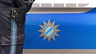 Die bayerischen Polizistinnen und Polizisten haben rund drei Millionen Überstunden angesammelt. (Symbolbild)