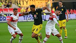 Dortmund und Stuttgart boten ein hart umkämpftes, aber wenig hochklassiges Topspiel. Dortmund und Stuttgart boten ein hart umkämpftes, aber wenig hochklassiges Topspiel.