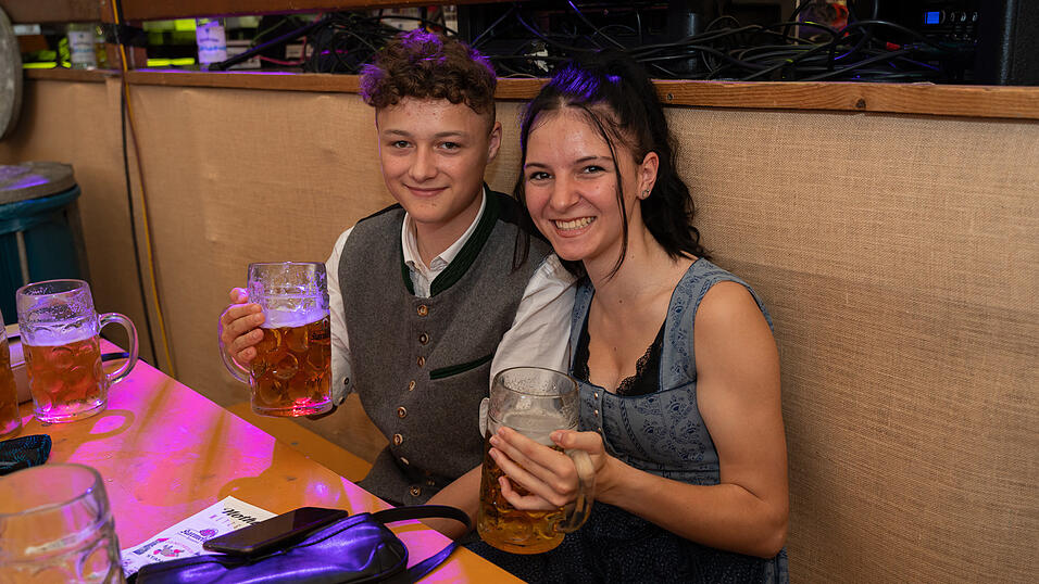 Die Partybilder vom Samstag, 19. August 2023, aus dem Festzelt Nothaft. Die Partybilder vom Samstag, 19. August 2023, aus dem Festzelt Nothaft.