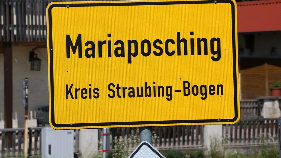 Der Mariaposchinger Gemeinderat hat in der letzten Sitzung l&auml;ngere Zeit zum Anbau an das Grundschulgeb&auml;ude mit Neubau eines Kindergartens beraten.