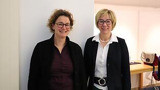 Die neue Bauamtsleiterin, Beate Tobesch und Bürgermeisterin Jutta Staudinger (v.l.). Die neue Bauamtsleiterin, Beate Tobesch und Bürgermeisterin Jutta Staudinger (v.l.).