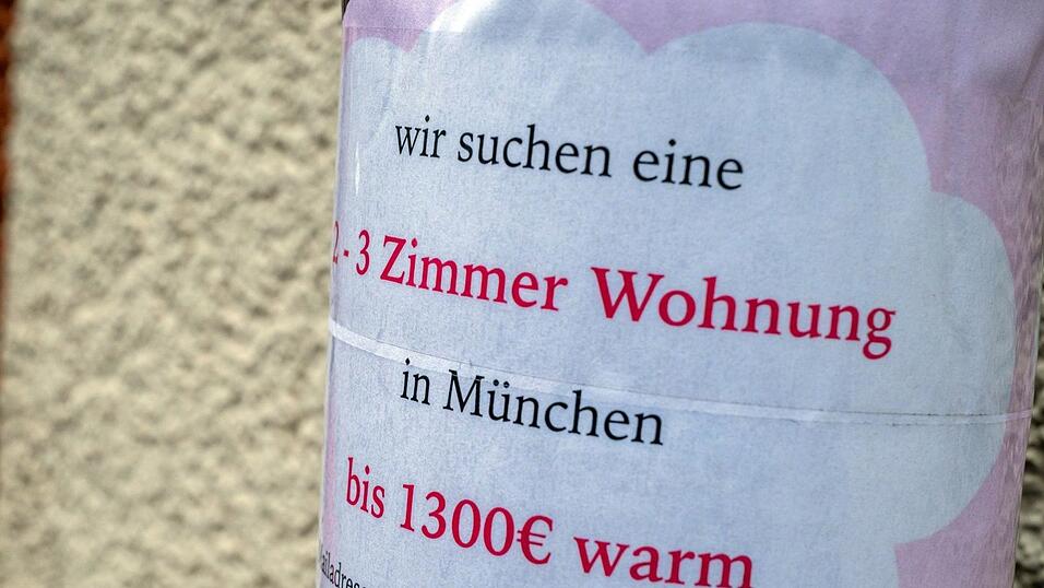 Die hohen Mieten machen vielerorts in Bayern die Wohnungssuche zum Problem - insbesondere ärmere Menschen leiden unter den hohen Mietkosten im Freistaat. (Symbolbild) Die hohen Mieten machen vielerorts in Bayern die Wohnungssuche zum Problem - insbesondere ärmere Menschen leiden unter den hohen Mietkosten im Freistaat. (Symbolbild)