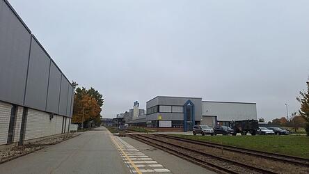 Das Industriestammgleis Plattling wird durch die Ansiedlung von Bayernhafen auf dem ehemaligen UPM-Gel&auml;nde eine neue Belebung erfahren.