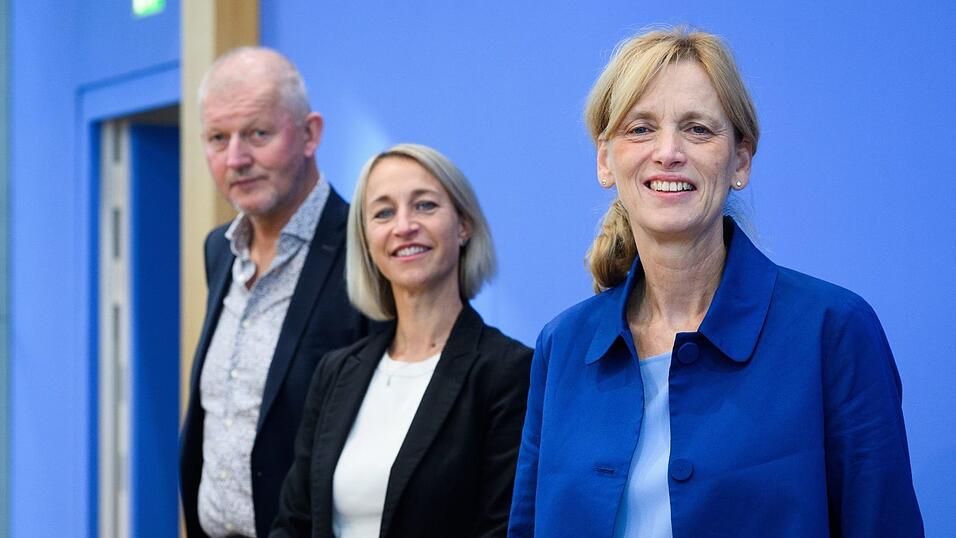 Familienministerin Prien hat die Kommission im September eingesetzt. (Archivbild)