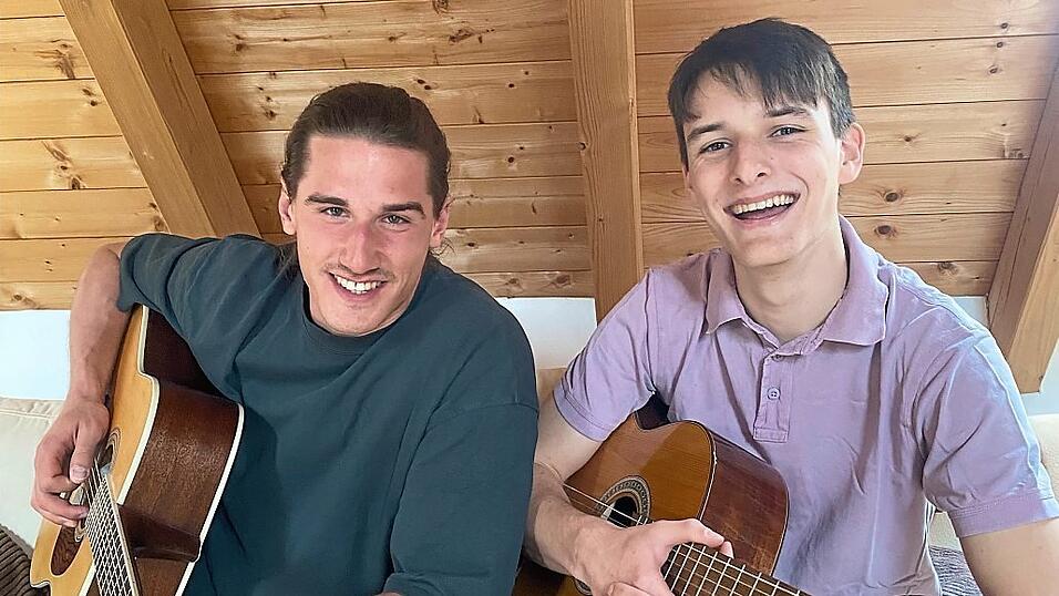 Das hiesige Duo Vitomuk.