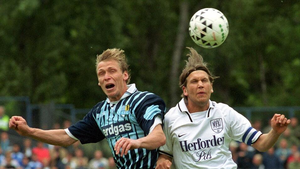 #14 Martin Przondziono (rechts) (Foto: dpa)