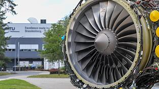 Der Triebwerkshersteller MTU beliefert hauptsächlich Airbus und Boeing. (Archivbild) Der Triebwerkshersteller MTU beliefert hauptsächlich Airbus und Boeing. (Archivbild)