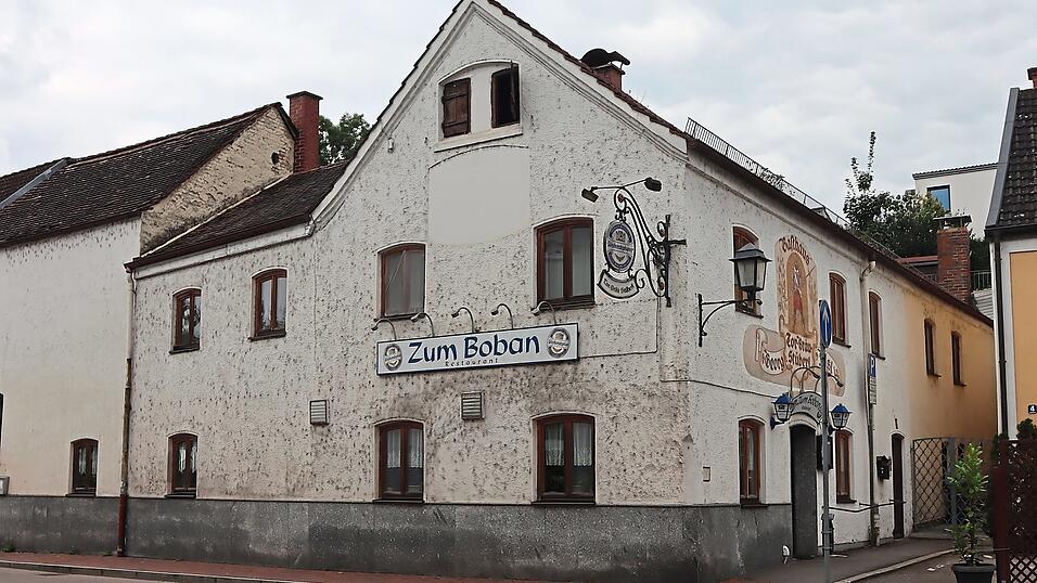 Erneut droht die „Ersatzvornahme“ durch das Landratsamt, diesmal für den Neubau des Torbräustüberls. Erneut droht die „Ersatzvornahme“ durch das Landratsamt, diesmal für den Neubau des Torbräustüberls.