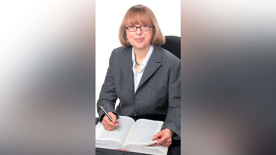Die Regensburger Rechtsanwältin Gudrun Fuchs. Die Regensburger Rechtsanwältin Gudrun Fuchs.