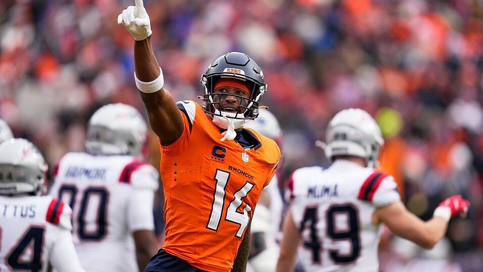 Die Partie begann bei Sonnenschein und einer F&uuml;hrung f&uuml;r Denver