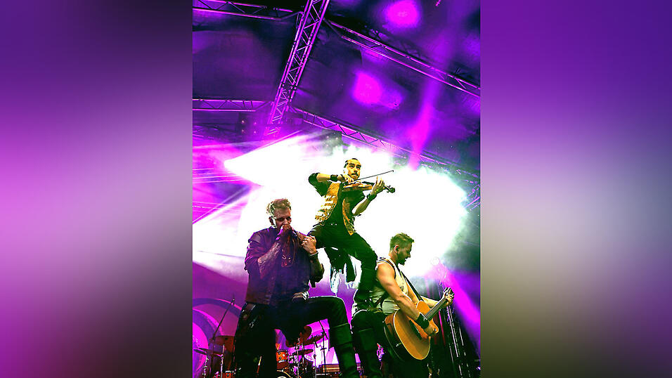 „dArtagnan“ bescherten dem Lasona-Open-Air ein fulminantes Ende. „dArtagnan“ bescherten dem Lasona-Open-Air ein fulminantes Ende.