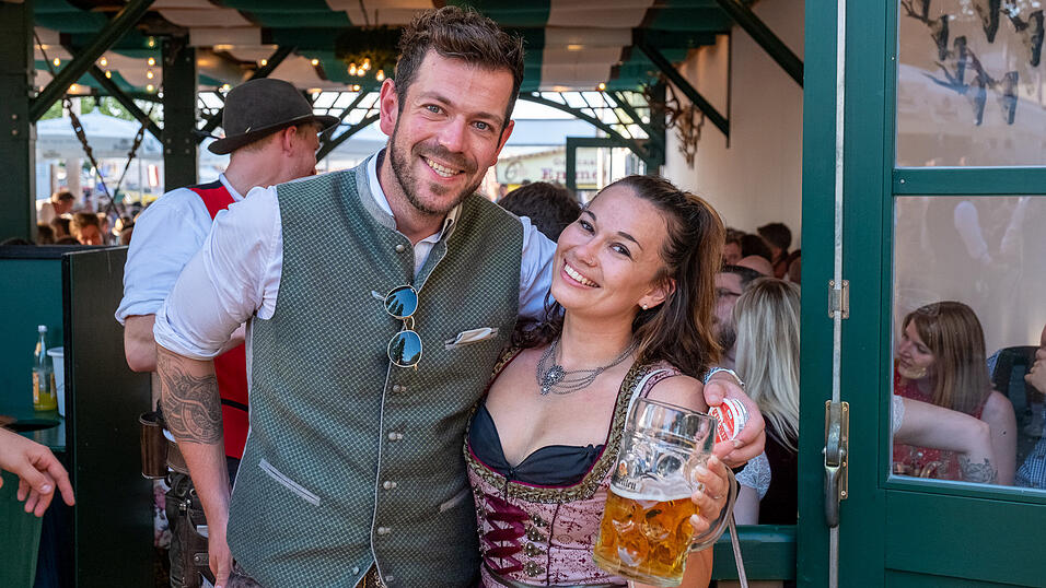 Die Partybilder vom Montag, 14. August 2023, aus dem Festzelt Nothaft. Die Partybilder vom Montag, 14. August 2023, aus dem Festzelt Nothaft.