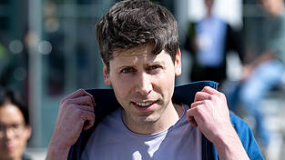 Bringt er der Menschheit mit künstlicher Intelligenz Fortschritt oder macht er bald alle arbeitslos? An Sam Altman scheiden sich die Geister.