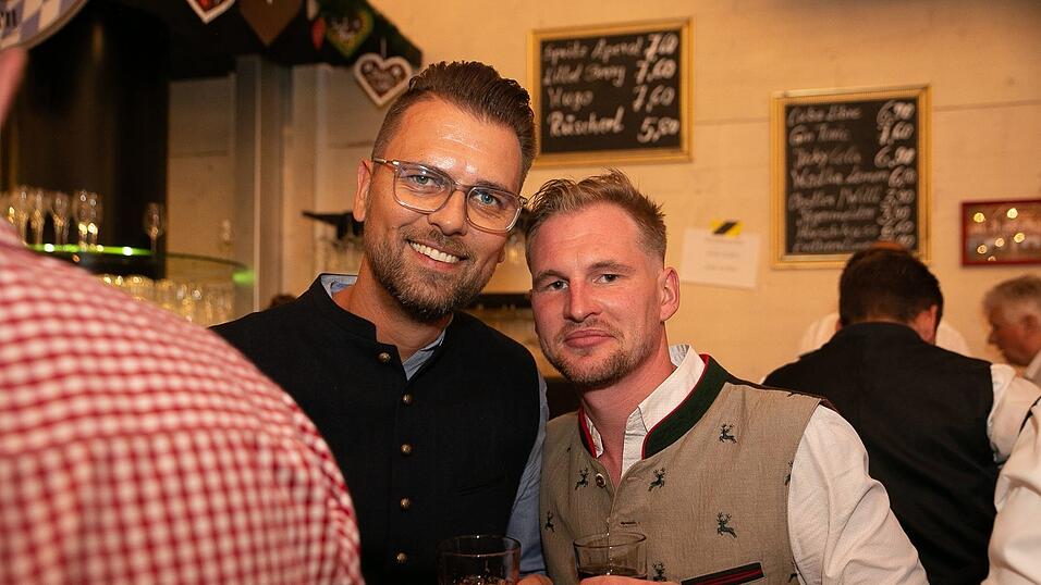 Die Partybilder vom Freitag, 12. August 2022, aus dem Festzelt Greindl.