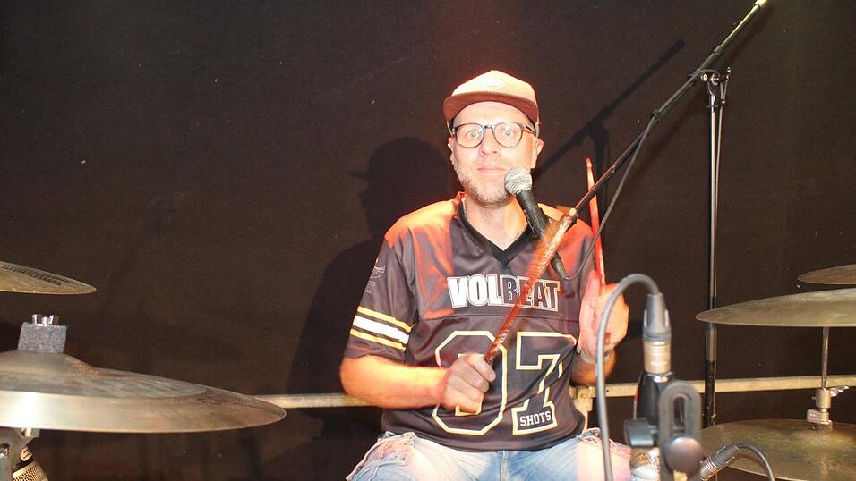 Zur Musik von Headless wurde ausgelassen gefeiert.