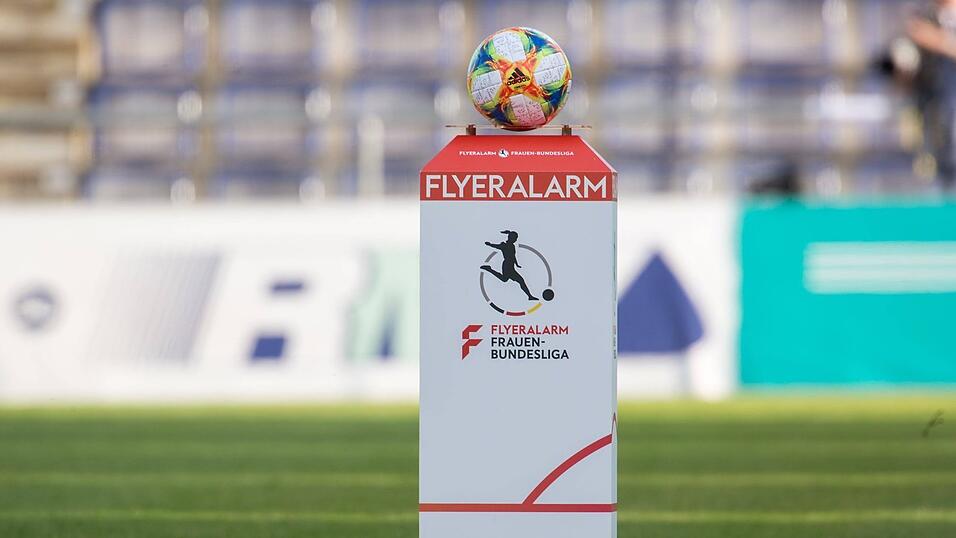 Die Fu&szlig;ball-Bundesliga der Frauen tr&auml;gt seit einigen Jahren den Namen der W&uuml;rzburger Online-Druckerei Flyeralarm.