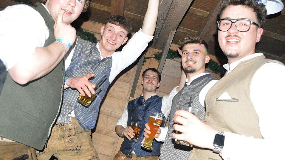 Auch am Samstag besuchten viele Landshuter die Dult.