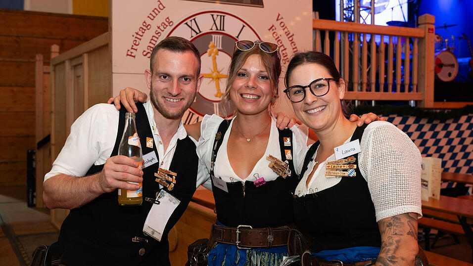 Die Partybilder vom Mittwoch, 12. August, aus dem Festzelt Reisinger. Die Partybilder vom Mittwoch, 12. August, aus dem Festzelt Reisinger.