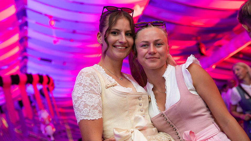 Die Partybilder vom Donnerstag, 14. August, aus dem Festzelt Wenisch. Die Partybilder vom Donnerstag, 14. August, aus dem Festzelt Wenisch.
