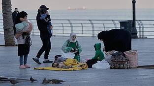 Im Libanon treibt der Krieg erneut Hunderttausende Menschen aus ihren Wohngebieten.